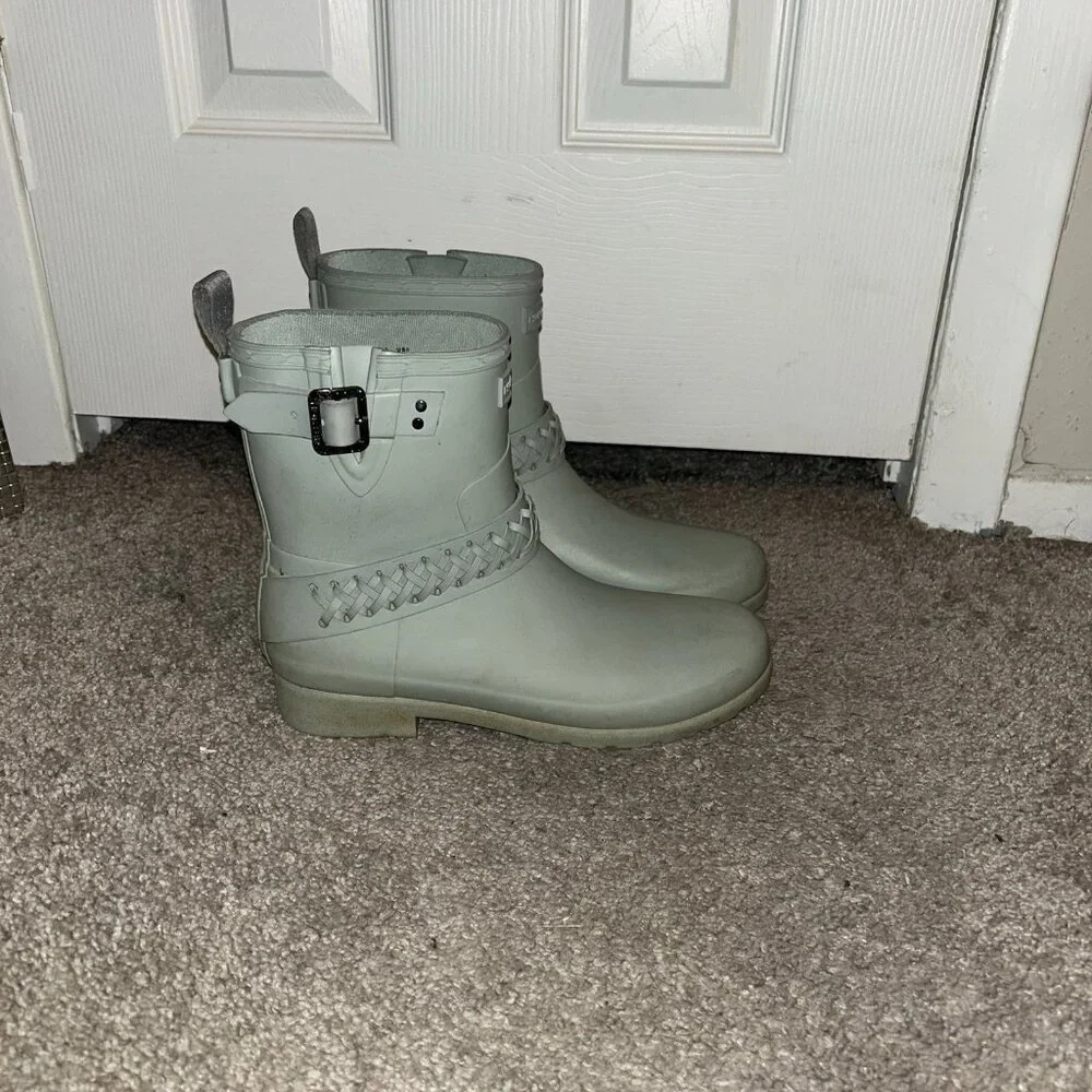 Hunter Sea Spray Blue Refined Ankle Studded Biker Western Rain Boot Size US 8